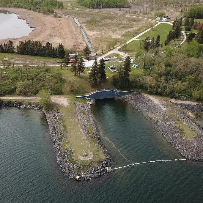 Shoal Lake 40 files lawsuit against federal government, Winnipeg over water diversion